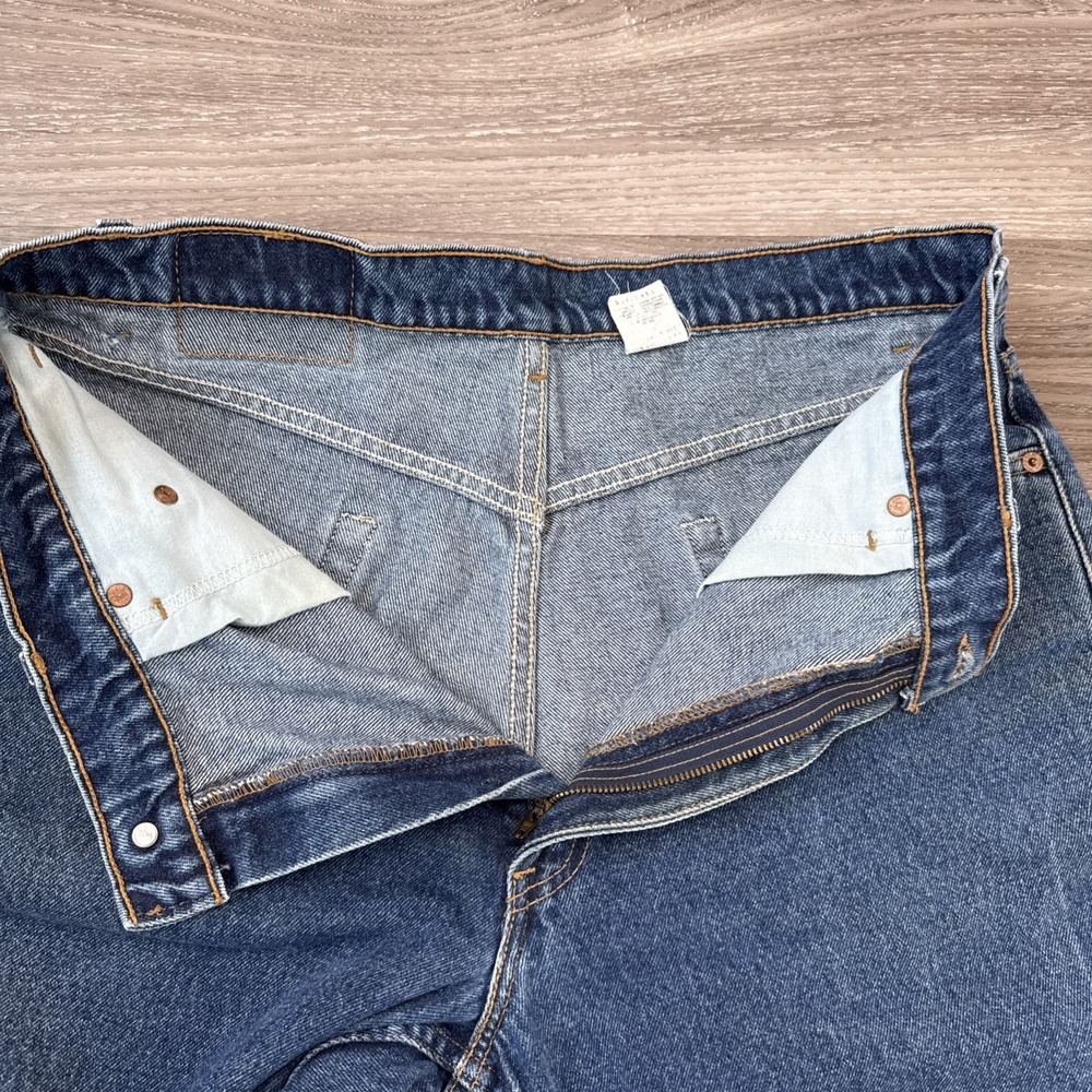 Vintage Levis 550 Jeans Mens W36 x L30 Blue 90s Relaxed Fit Tapered Leg Denim - Picture 3 of 16
